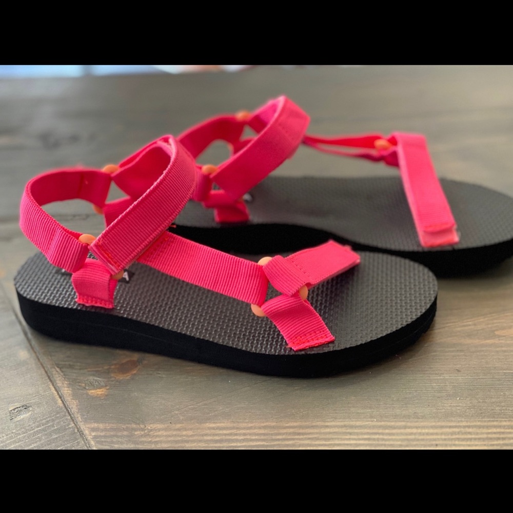 TOP Moda Neon Slides